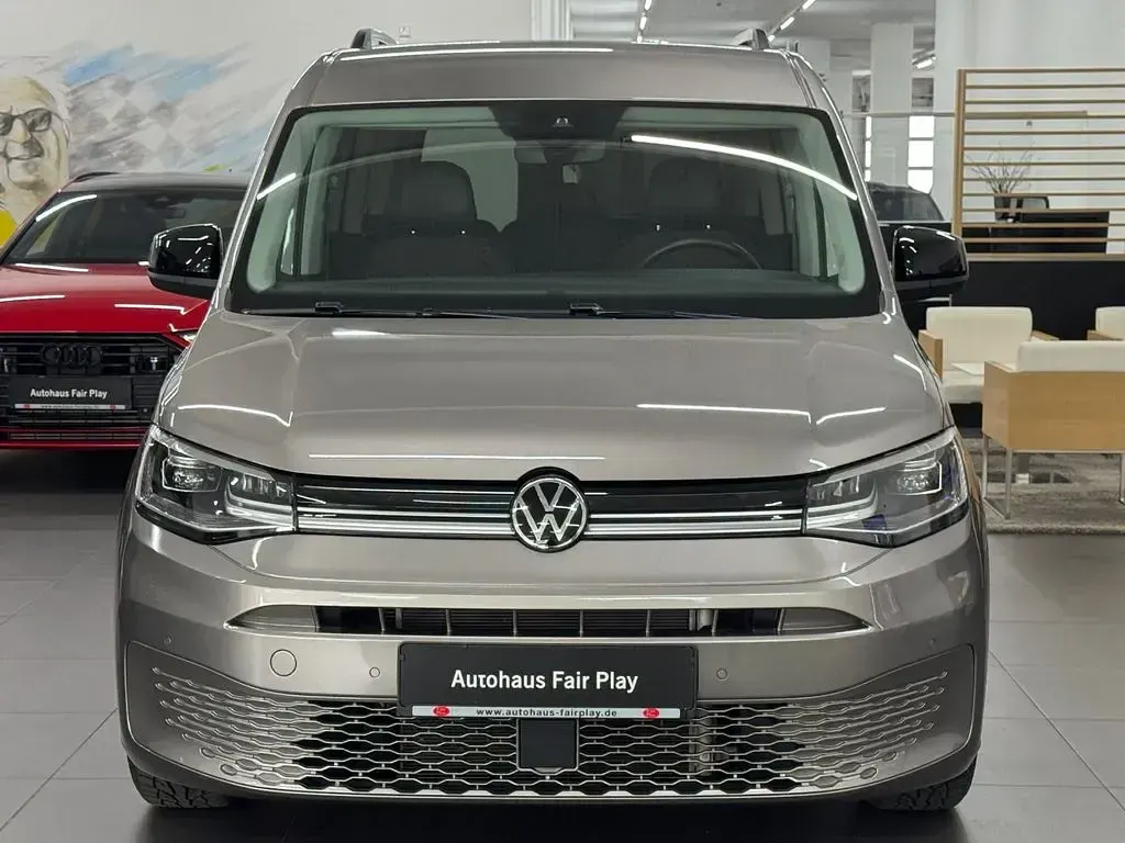Gebraucht VW Caddy Style 122 PS (89 kW) 2022 Beige Van / Kleinbus