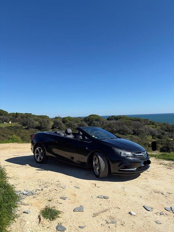 Gebraucht Opel Cascada 165 PS (121 kW) 2014 Schwarz Cabrio
