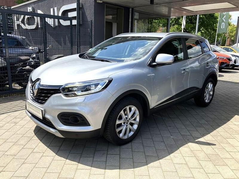 Silber Gebraucht 2020 Renault Kadjar LIMITED Deluxe SUV | 14.999 € - Bild 1/4