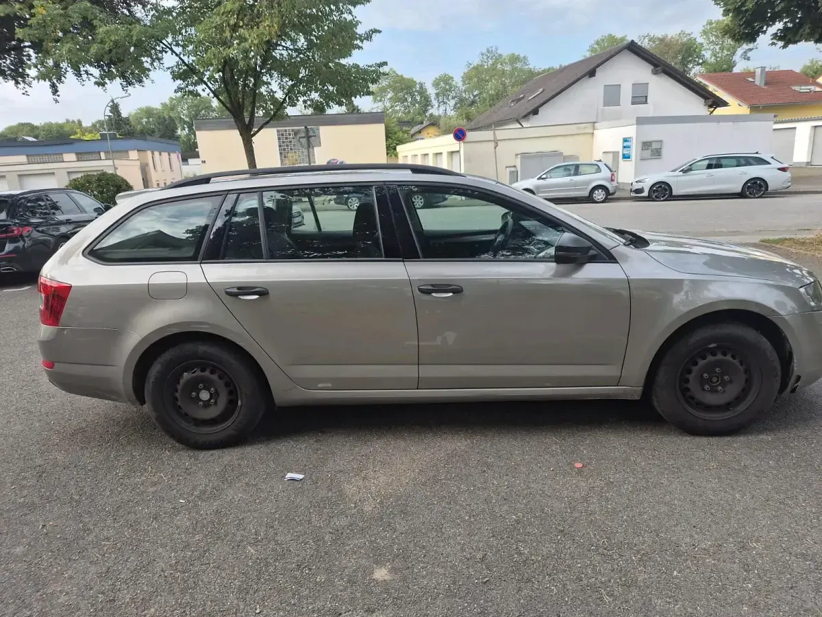 Gebraucht Skoda Octavia 110 PS (80 kW) 2016 Kombi