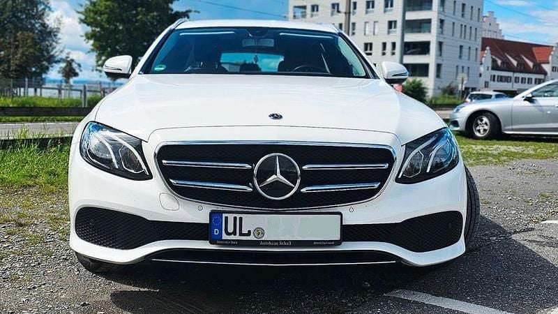 Gebraucht Mercedes E200 184 PS (135 kW) 2020 Weiß Kombi