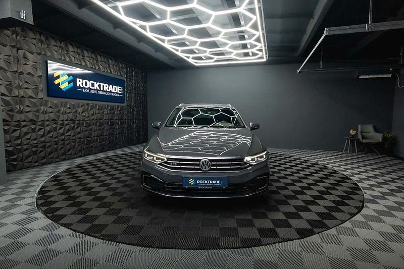 Gebraucht VW Passat GTE 218 PS (160 kW) 2020 Grau Kombi