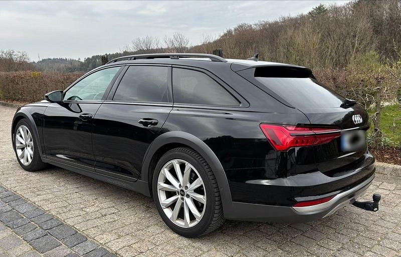Gebraucht Audi A6 Ambiente 344 PS (253 kW) 2022 Schwarz Kombi