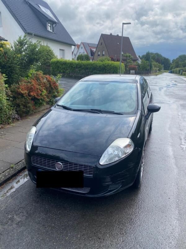Schwarz Gebraucht 2009 Fiat Punto Evo Kleinwagen | 1.950 € (Guter Preis) - Bild 1/4