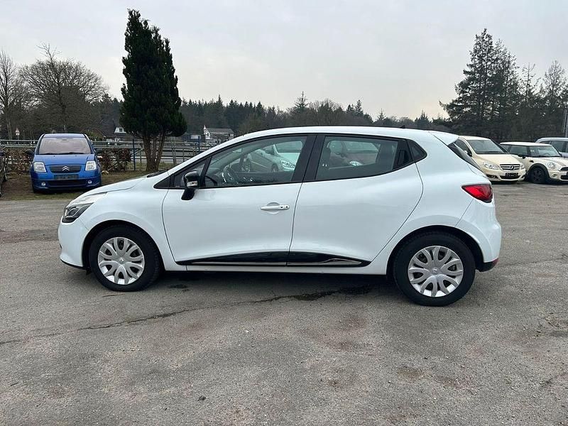 Gebraucht Renault Clio IV Expression 75 PS (55 kW) 2014 Weiß Limousine
