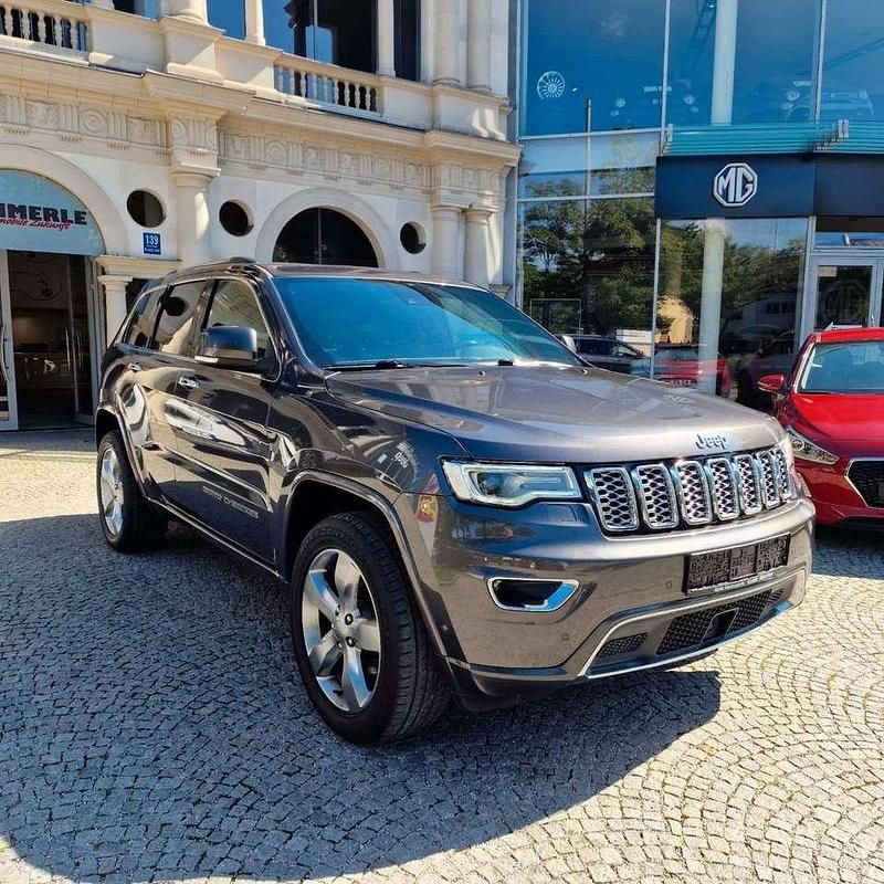 Gebraucht Jeep Grand Cherokee Overland 250 PS (183 kW) 2018 Grau SUV