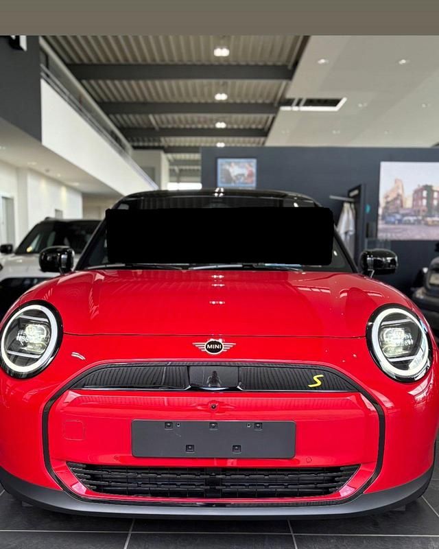 Rot Neu 2025 Mini Cooper SE Kleinwagen | 38.700 € - Bild 1/4