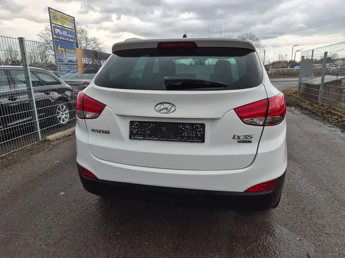 Gebraucht Hyundai ix35 Style 136 PS (100 kW) 2012 Weiß SUV