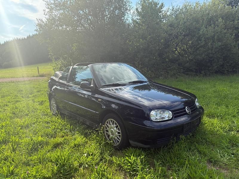 Gebraucht VW Golf Cabriolet 101 PS (74 kW) 1999 Blau Cabrio