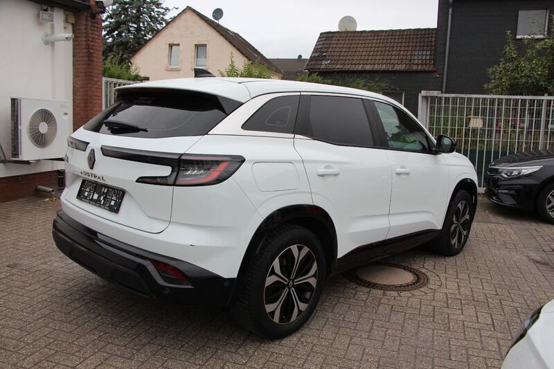 Gebraucht Renault Austral Equilibre 140 PS (102 kW) 2023 Weiß SUV