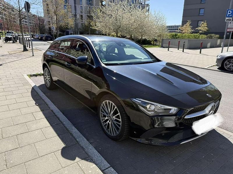 Gebraucht Mercedes CLA200 150 PS (110 kW) 2020 Schwarz Kombi