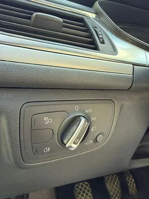 Gebraucht Audi A6 S-Line 177 PS (130 kW) 2012 Schwarz Kombi