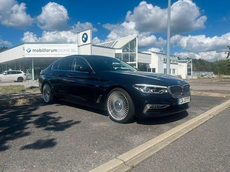 Blau Gebraucht 2017 BMW 540 Limousine | 28.500 € (Guter Preis) - Bild 1/4
