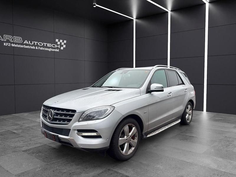 Gebraucht Mercedes ML350 258 PS (189 kW) 2012 Silber SUV