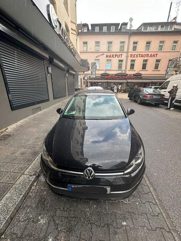 Gebraucht VW Golf VII Join 116 PS (85 kW) 2019 Schwarz Limousine