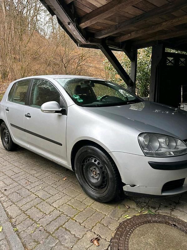 Gebraucht VW Golf IV 115 PS (84 kW) 2003 Silber Limousine