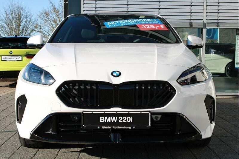 Neu BMW 220 M Sport 156 PS (114 kW) 2026 Alpinweiss Coupé