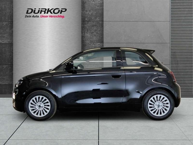 Gebraucht Fiat 500e 86 kW (118 PS) 2023 Colore esterno (onyx schwarz) Kleinwagen