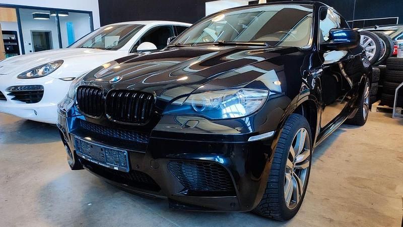 Schwarz Gebraucht 2010 BMW X6 M M Sport SUV | 22.300 € (Guter Preis) - Bild 1/4