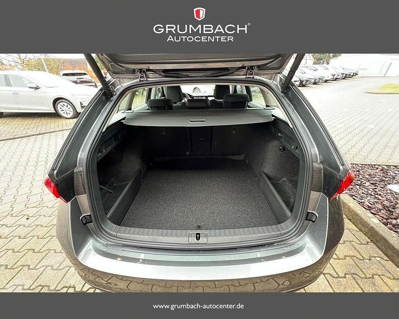 Neu Skoda Octavia 150 PS (110 kW) 2026 M3 metal grey metallic Kombi