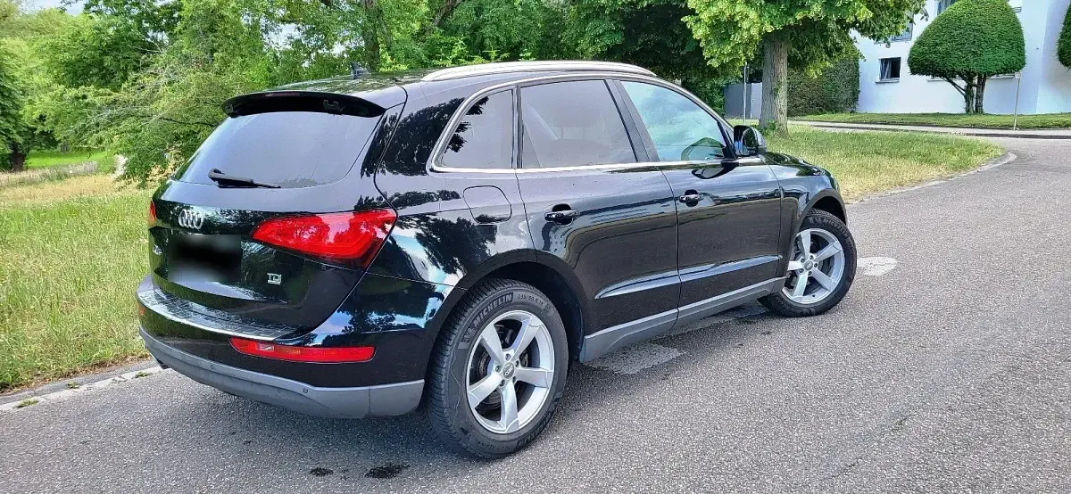 Gebraucht Audi Q5 Comfort 150 PS (110 kW) 2013 Schwarz SUV
