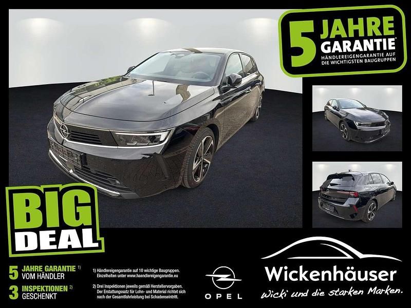 Gebraucht Opel Astra Elegance 131 PS (96 kW) 2022 Diamant schwarz/karbon schwarz Limousine