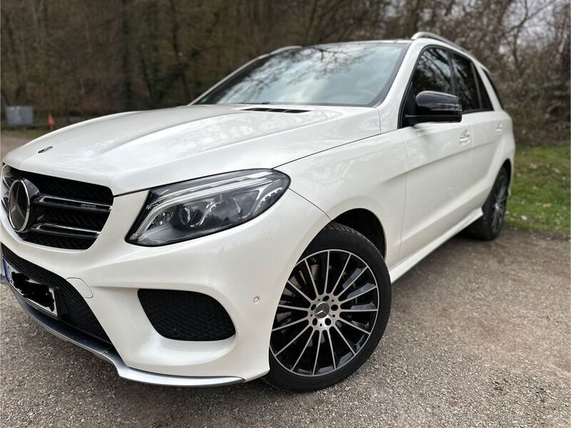 Weiß Gebraucht 2018 Mercedes GLE43 AMG AMG SUV | 35.500 € (Superpreis) - Bild 1/4