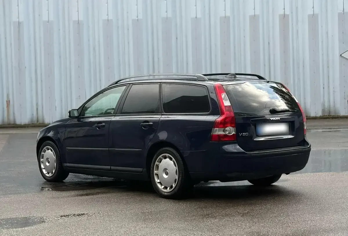 Second-hand Volvo V50 140 CP (102 kW) 2008 Albastru Break