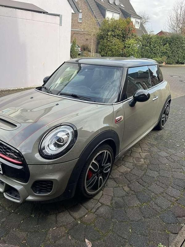 Gebraucht Mini John Cooper Works 231 PS (169 kW) 2019 Kleinwagen