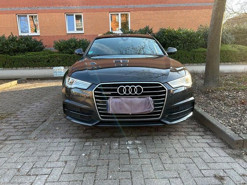 Gebraucht Audi A6 Sport 218 PS (160 kW) 2016 Grau Kombi