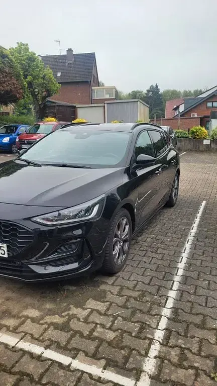 Gebraucht Ford Focus ST-Line 155 PS (114 kW) 2022 Schwarz Limousine