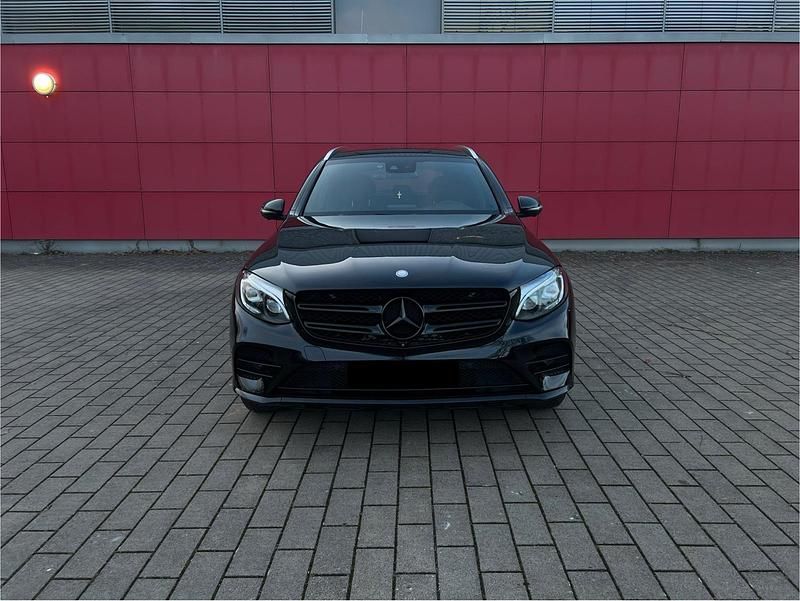 Gebraucht Mercedes GLC250 204 PS (150 kW) 2015 Schwarz SUV