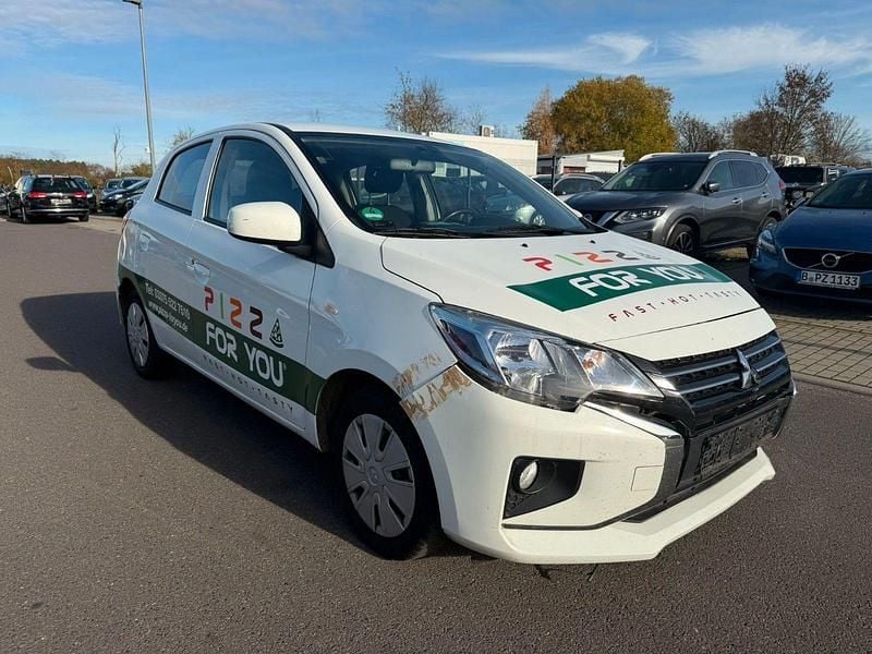 Weiß Gebraucht 2021 Mitsubishi Space Star Basis Kleinwagen | 3.990 € - Bild 1/4