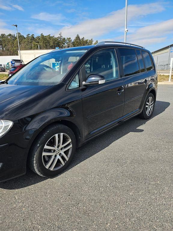 Schwarz Gebraucht 2007 VW Touran Conceptline Van / Kleinbus | 2.500 € (Guter Preis) - Bild 1/4