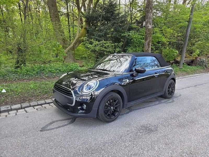 Second-hand Mini One Cabriolet 102 CP (75 kW) 2019 Negru Cabrio