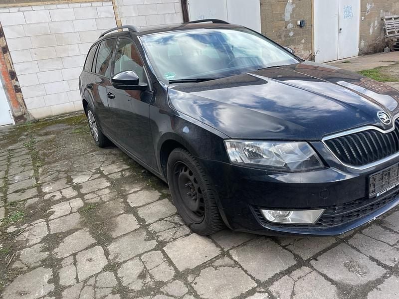 Gebraucht Skoda Octavia 112 PS (82 kW) 2016 Schwarz Kleinwagen