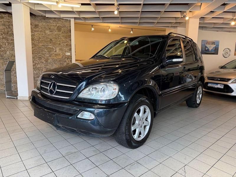 Gebraucht Mercedes ML320 218 PS (160 kW) 2002 Blau SUV