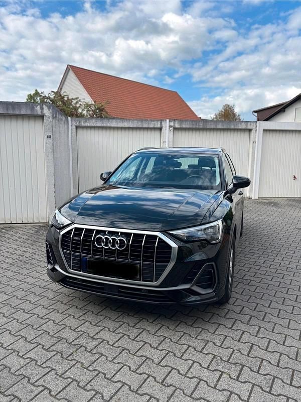 Schwarz Gebraucht 2019 Audi Q3 SUV | 26.950 € (Fairer Preis) - Bild 1/4