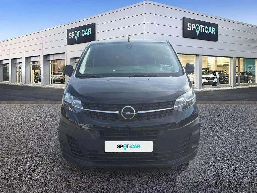 Neu Opel Vivaro-e Combi Edition 177 PS (130 kW) 2025 Lackierung schwarz perla nera Van / Kleinbus