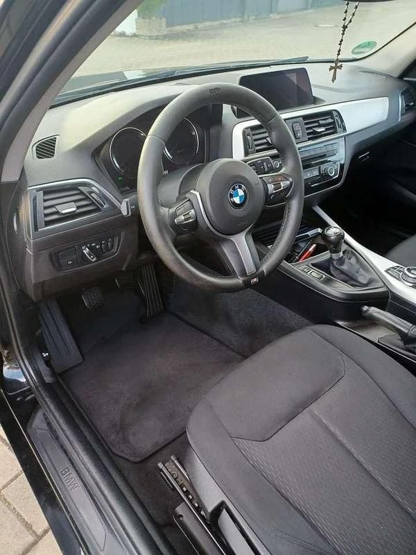 Używany BMW 118 136 KM (100 kW) 2017 Czarny Hatchback