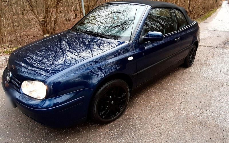 Second-hand VW Golf 116 CP (85 kW) 2003 Albastru Cabrio