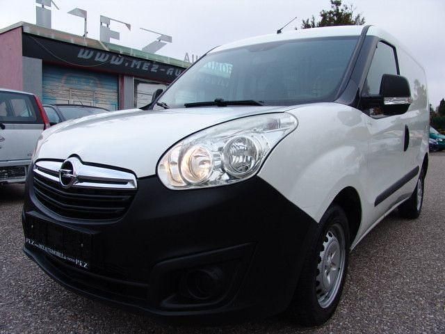 Weiß Gebraucht 2016 Opel Combo Van / Kleinbus | 7.790 € (Fairer Preis) - Bild 1/4
