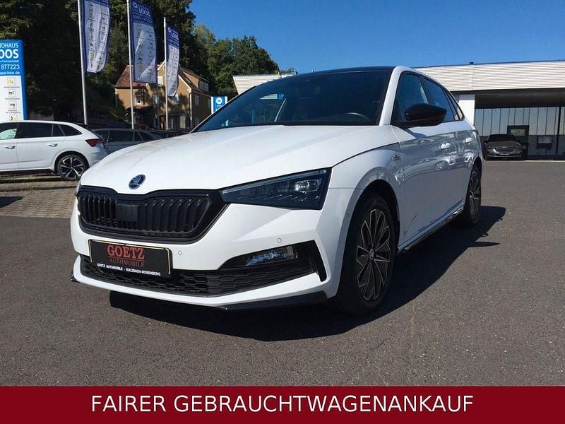 Weiß Gebraucht 2023 Skoda Scala Monte Carlo Kleinwagen | 24.500 € (Fairer Preis) - Bild 1/4
