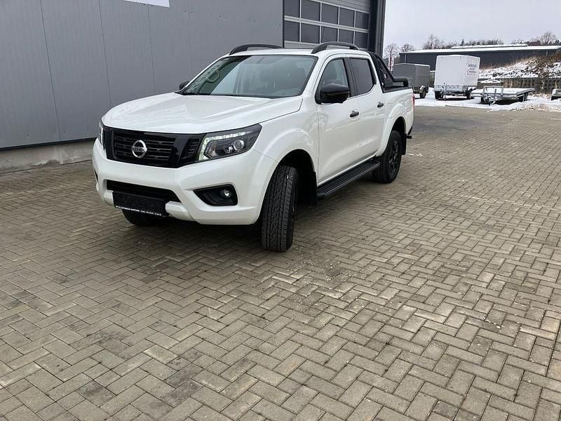 Weiß Gebraucht 2020 Nissan Navara N-Guard Abholung | 32.100 € (Fairer Preis) - Bild 1/4
