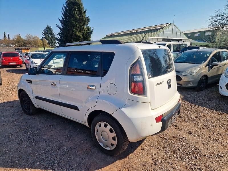 Gebraucht Kia Soul Attract 116 PS (85 kW) 2011 Weiß SUV