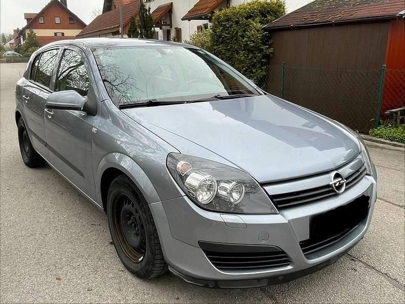 Gebraucht Opel Astra 105 PS (77 kW) 2004 Grau Limousine