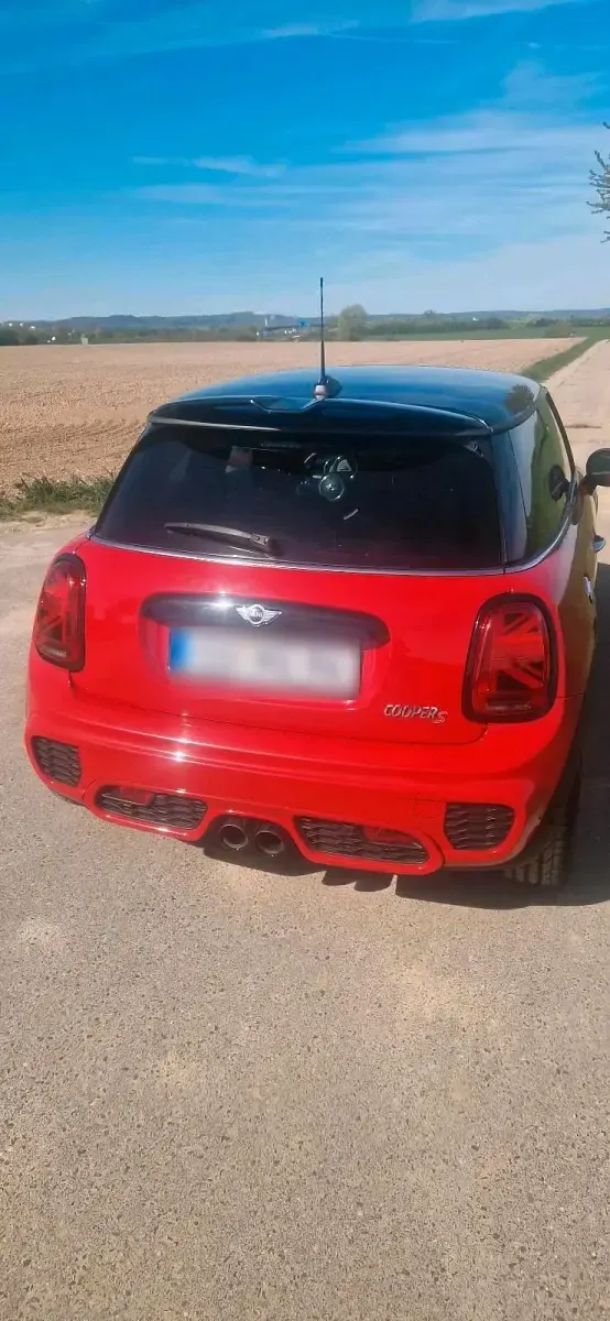 Używany Mini Cooper S 192 KM (141 kW) 2016 Czerwony Hatchback