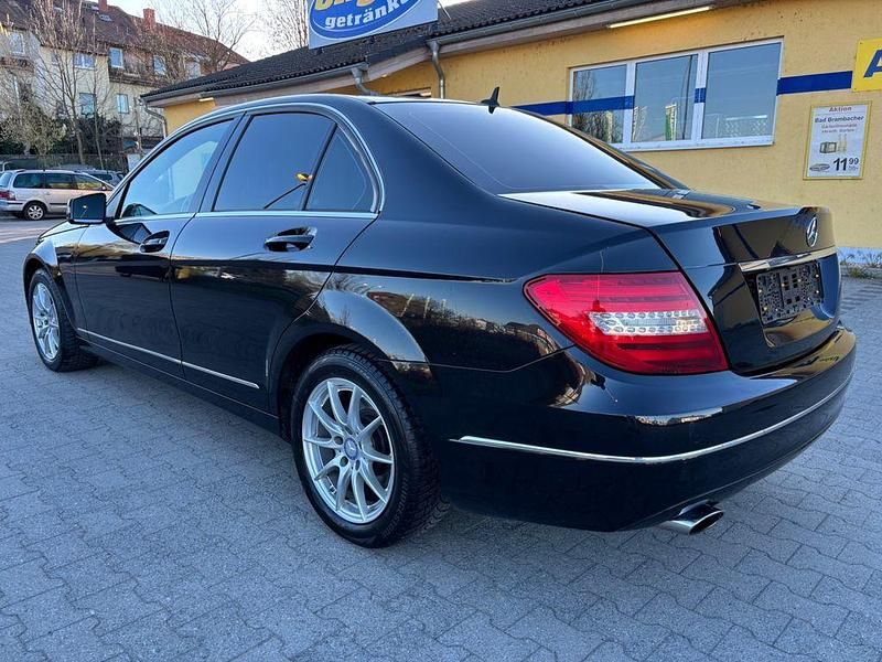 Gebraucht Mercedes C200 184 PS (135 kW) 2013 Schwarz Limousine