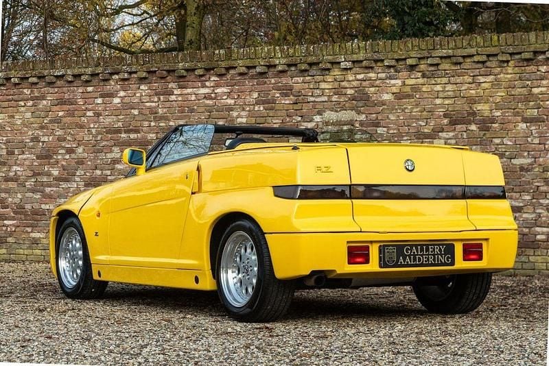 Gebraucht Alfa Romeo SZ/RZ 210 PS (154 kW) 1993 Gelb Cabrio