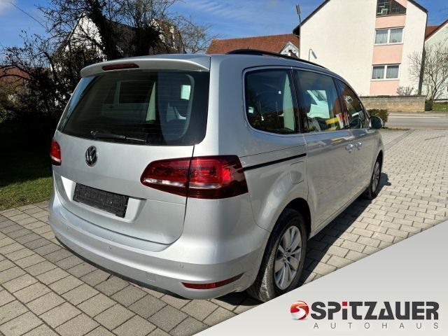 Gebraucht VW Sharan Comfortline 177 PS (130 kW) 2019 Silber Van / Kleinbus